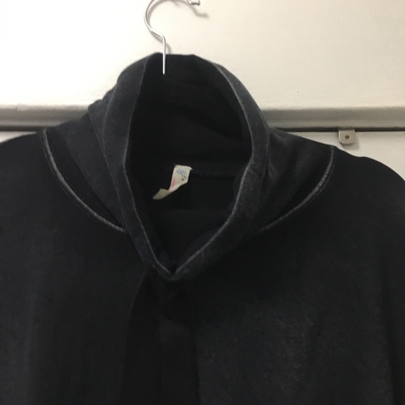 Free People FP Movement NWT Lara pullover size LRG - Picture 7 of 15